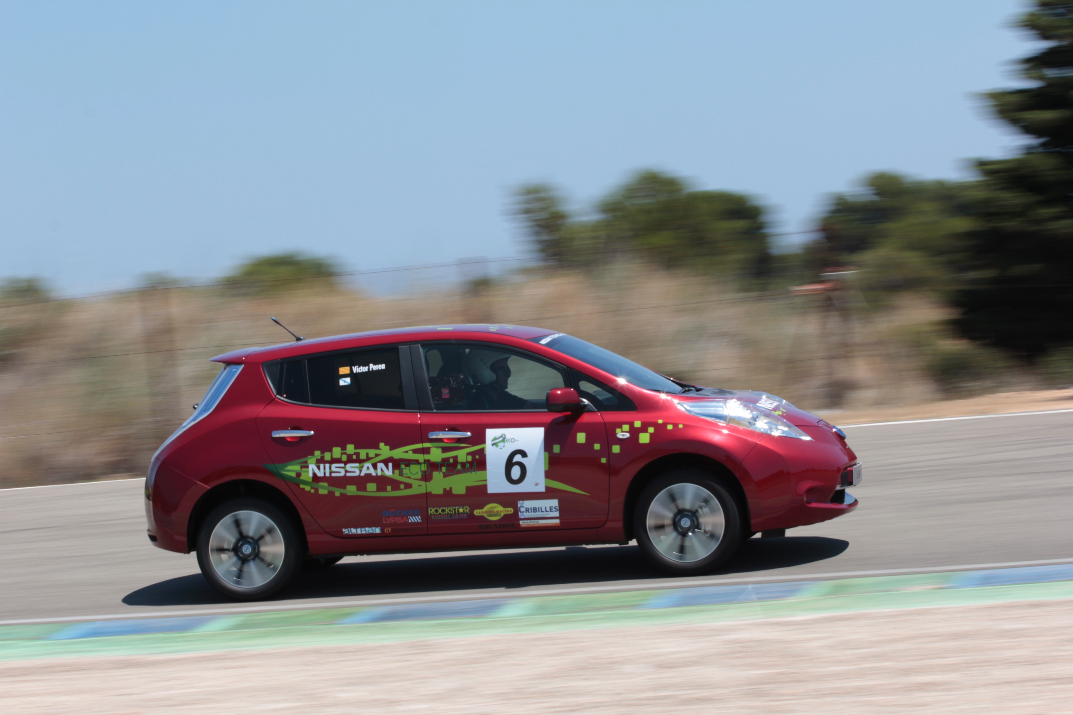 NISSAN EMPLOYEES IN SPAIN GO FROM GRAND PRIX TO GREEN PRIX Nissan Insider