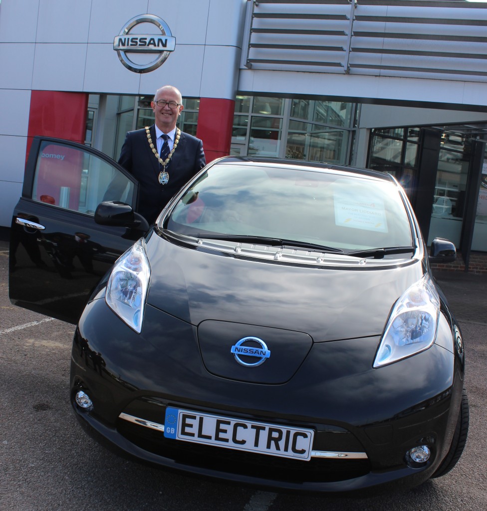Mayor Stephen Liddiard with his new 100% electric Nissan LEAF