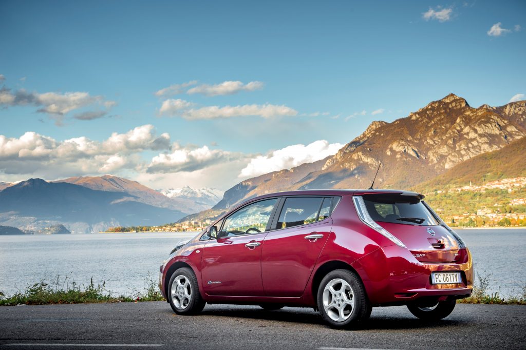 Nissan celebrates 75,000 electric vehicle sales in Europe